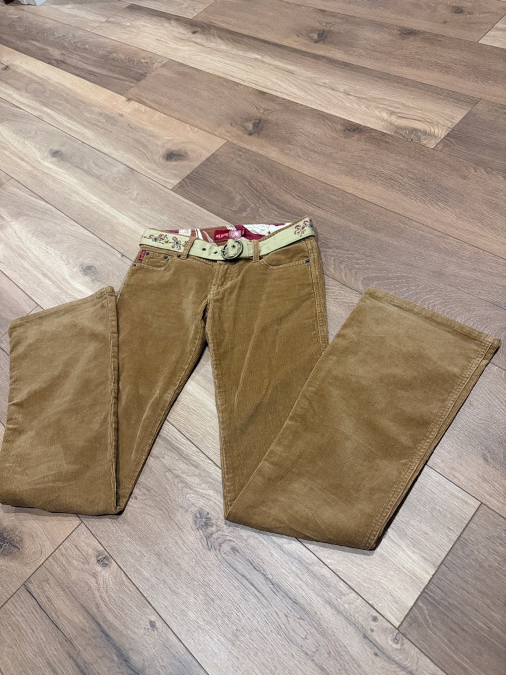 Women’s vintage hollister Corduroy Pants in Brown - Classic Casual Style